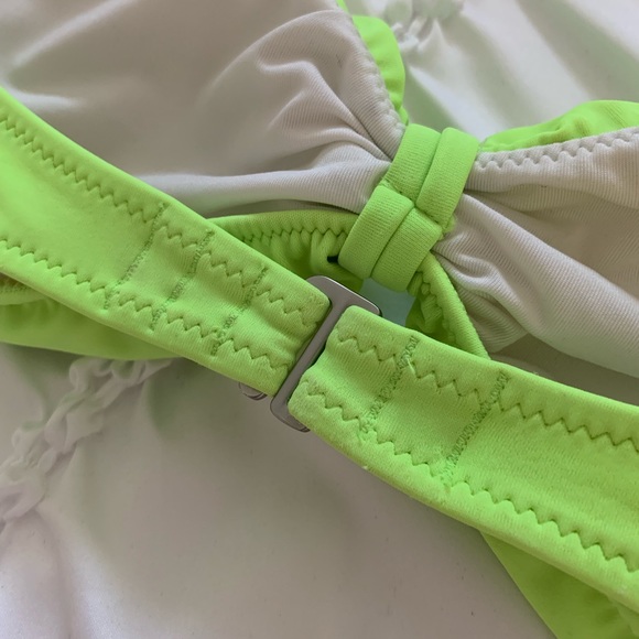 Victoria’s Secret | Neon Green Bandeau Bikini Top - Picture 5 of 8